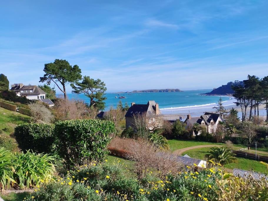 Studio Vue Mer - Plage De Trestraou Perros-Guirec Exteriör bild